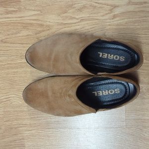 Sorel booties WM 10